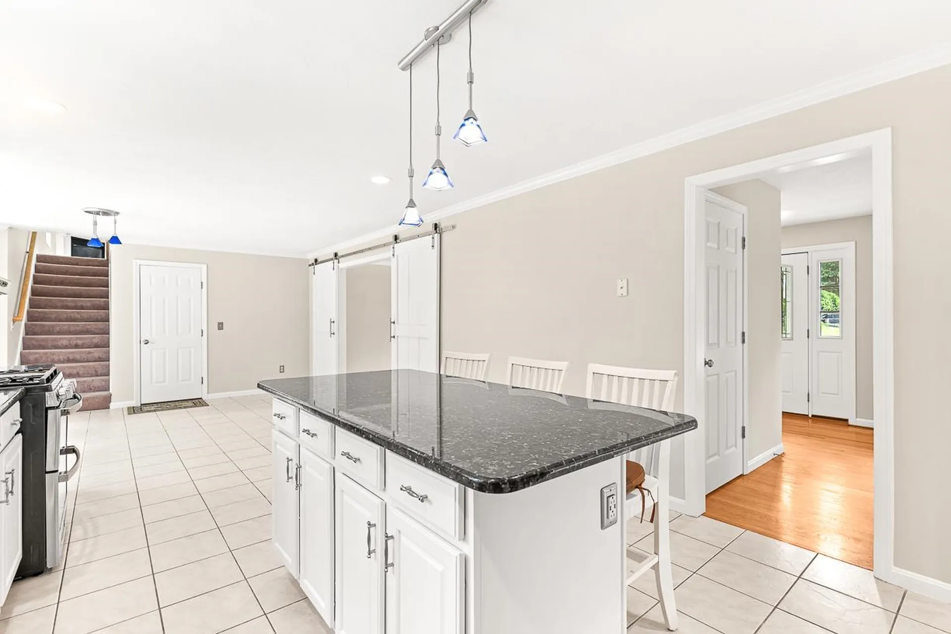 105 Wyndridge Circle Pelham NH 03076