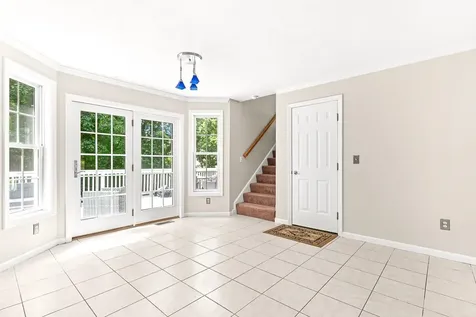 105 Wyndridge Circle Pelham NH 03076
