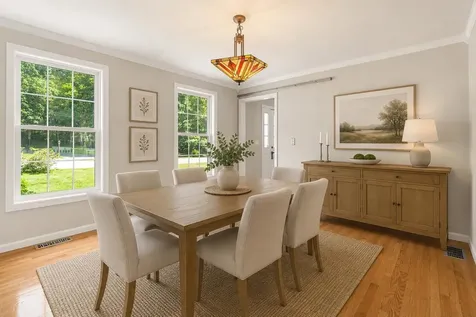 105 Wyndridge Circle Pelham NH 03076