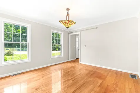 105 Wyndridge Circle Pelham NH 03076