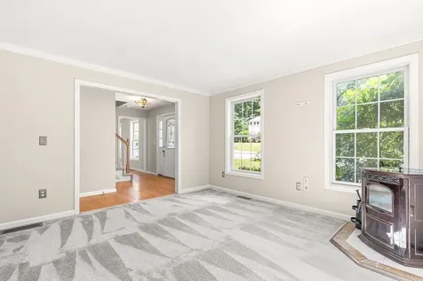 105 Wyndridge Circle Pelham NH 03076