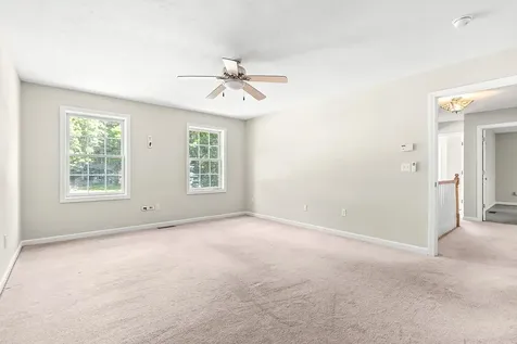 105 Wyndridge Circle Pelham NH 03076