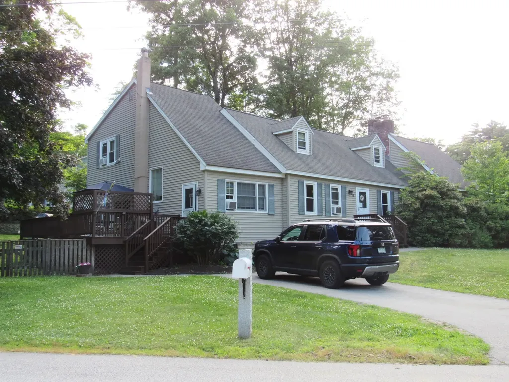 9 Candy Lane Merrimack NH 03054