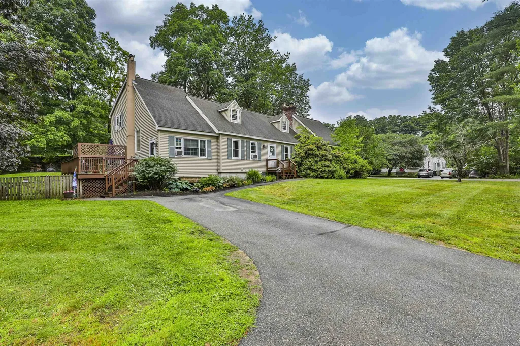 9 Candy Lane Merrimack NH 03054