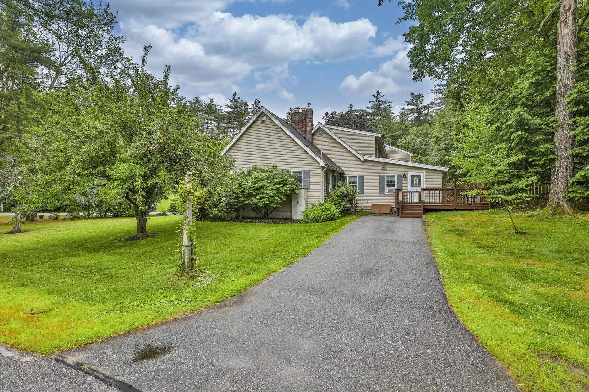 9 Candy Lane Merrimack NH 03054