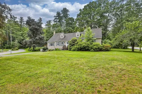 9 Candy Lane Merrimack NH 03054