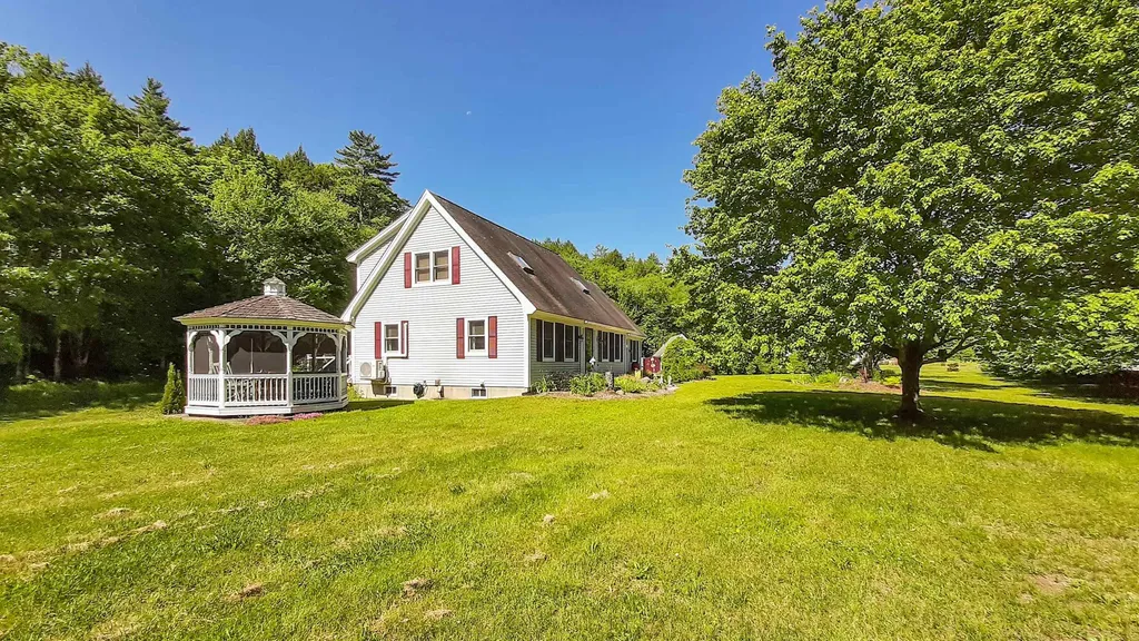 3078 Vt Route 10 Chester VT 05143
