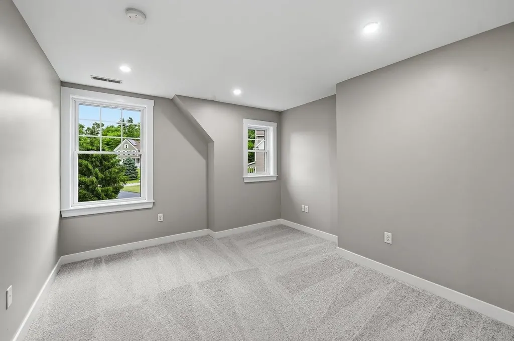52 Tansy Avenue Stratham NH 03885