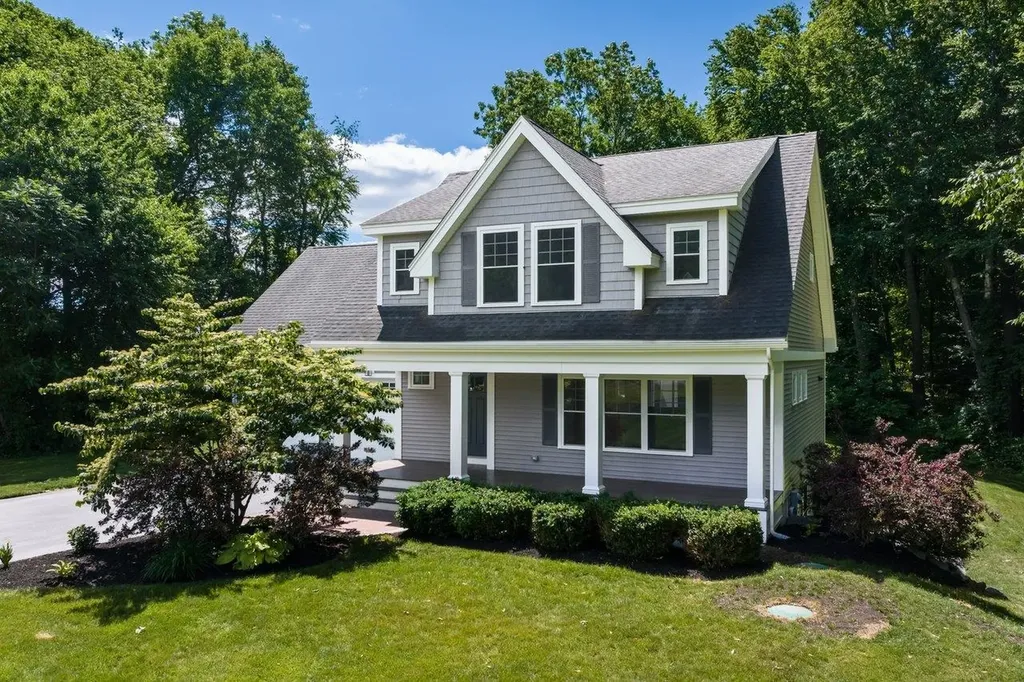52 Tansy Avenue Stratham NH 03885
