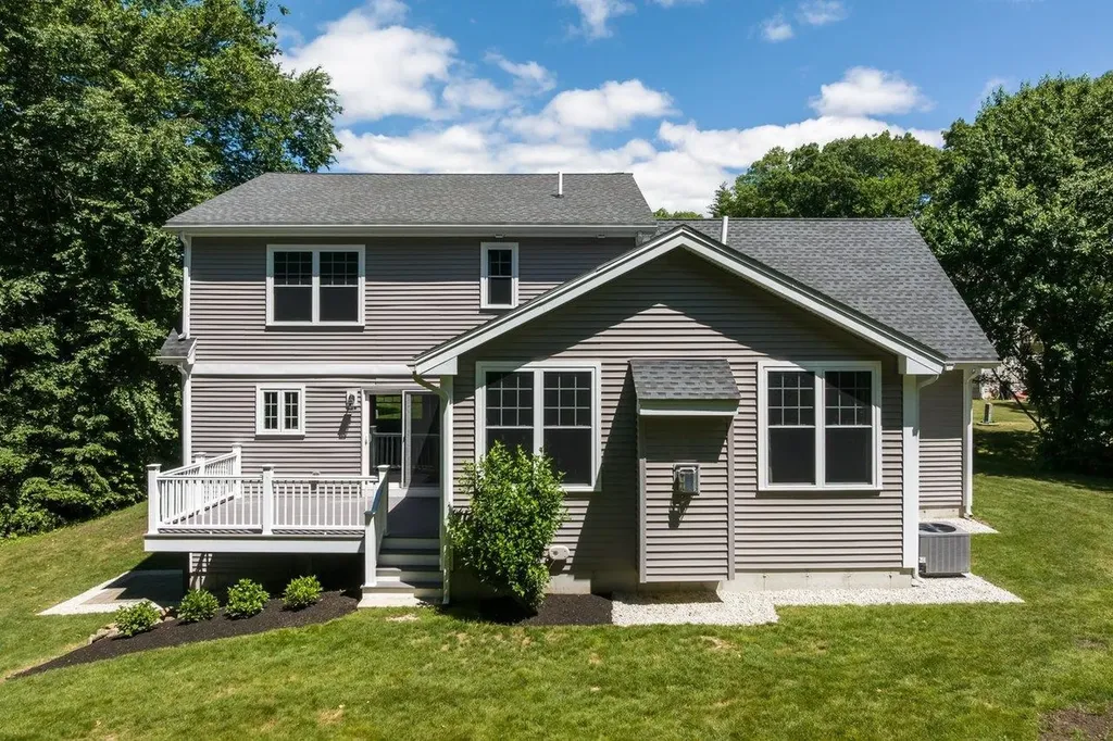 52 Tansy Avenue Stratham NH 03885