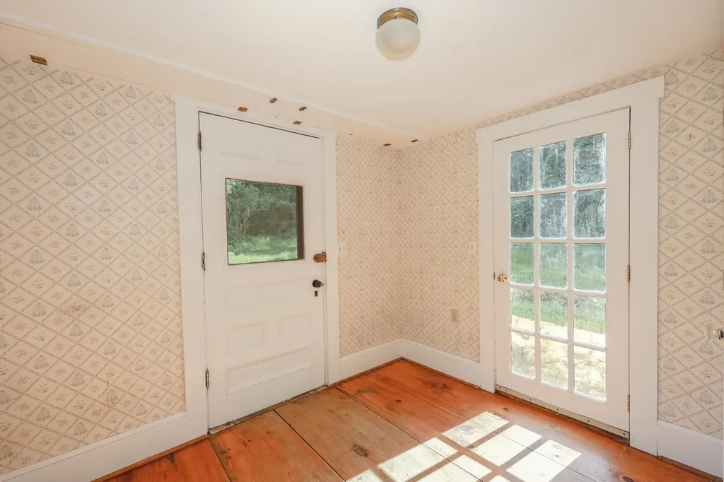 107 Greenfield Road New Boston NH 03070