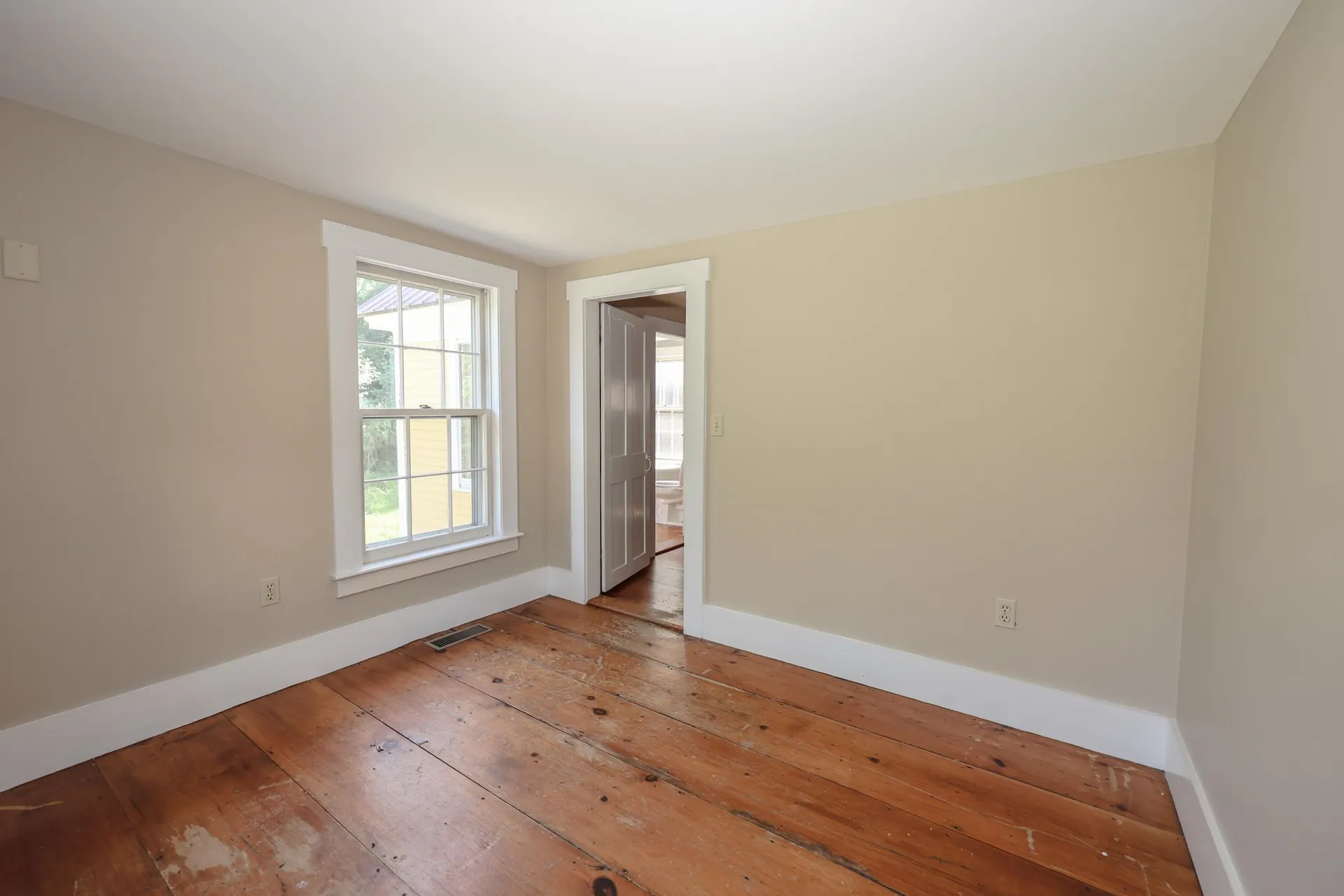 107 Greenfield Road New Boston NH 03070