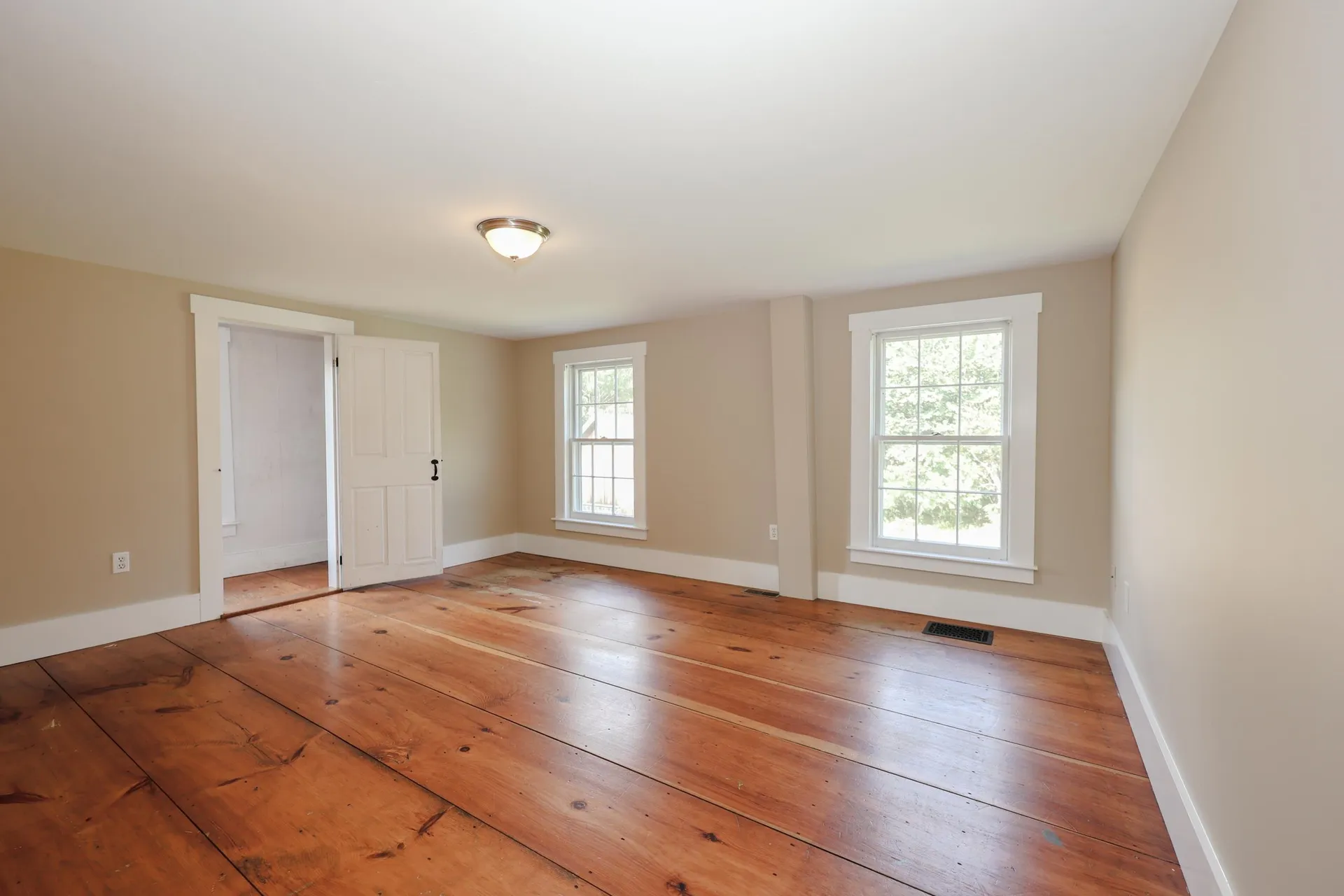 107 Greenfield Road New Boston NH 03070