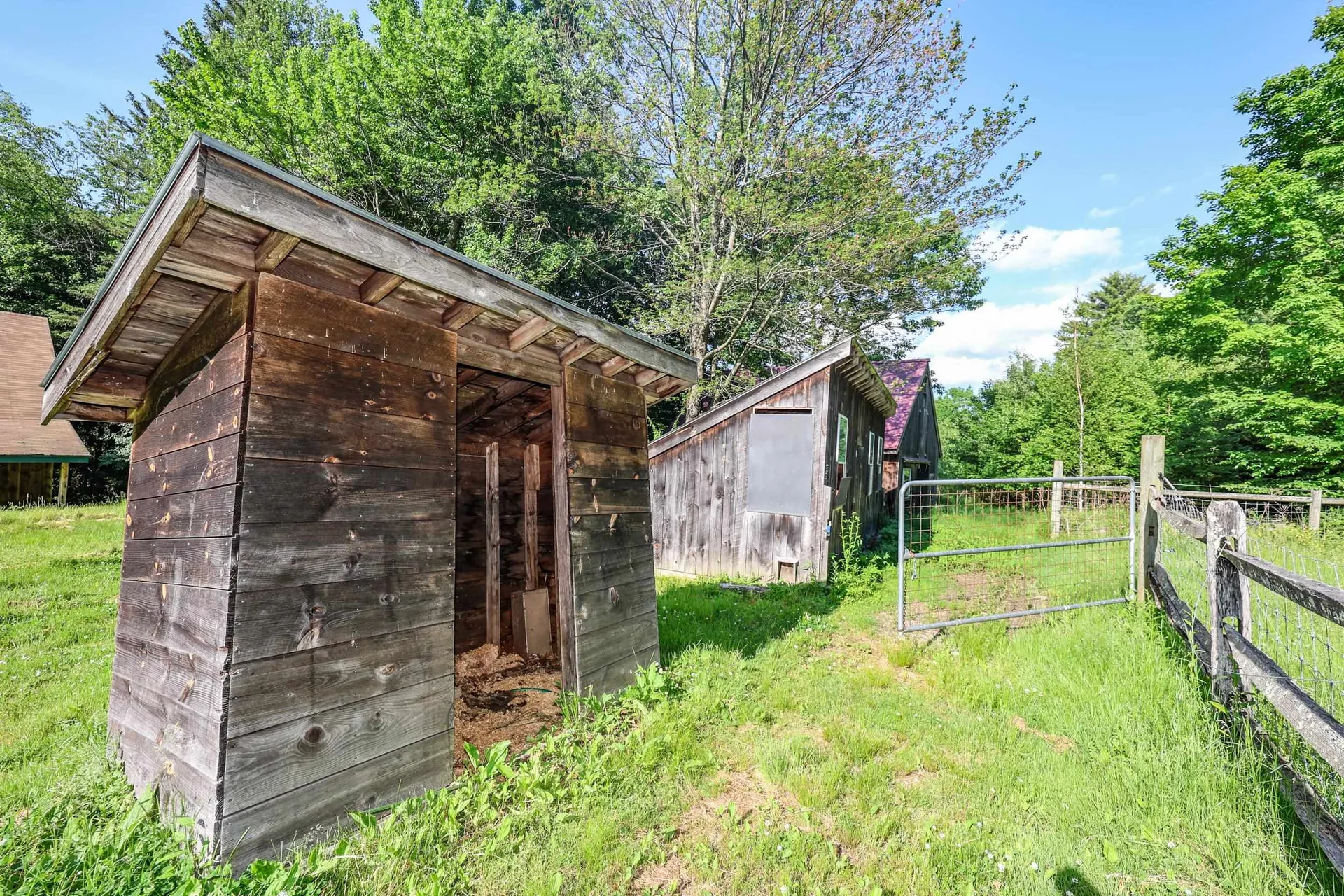 107 Greenfield Road New Boston NH 03070