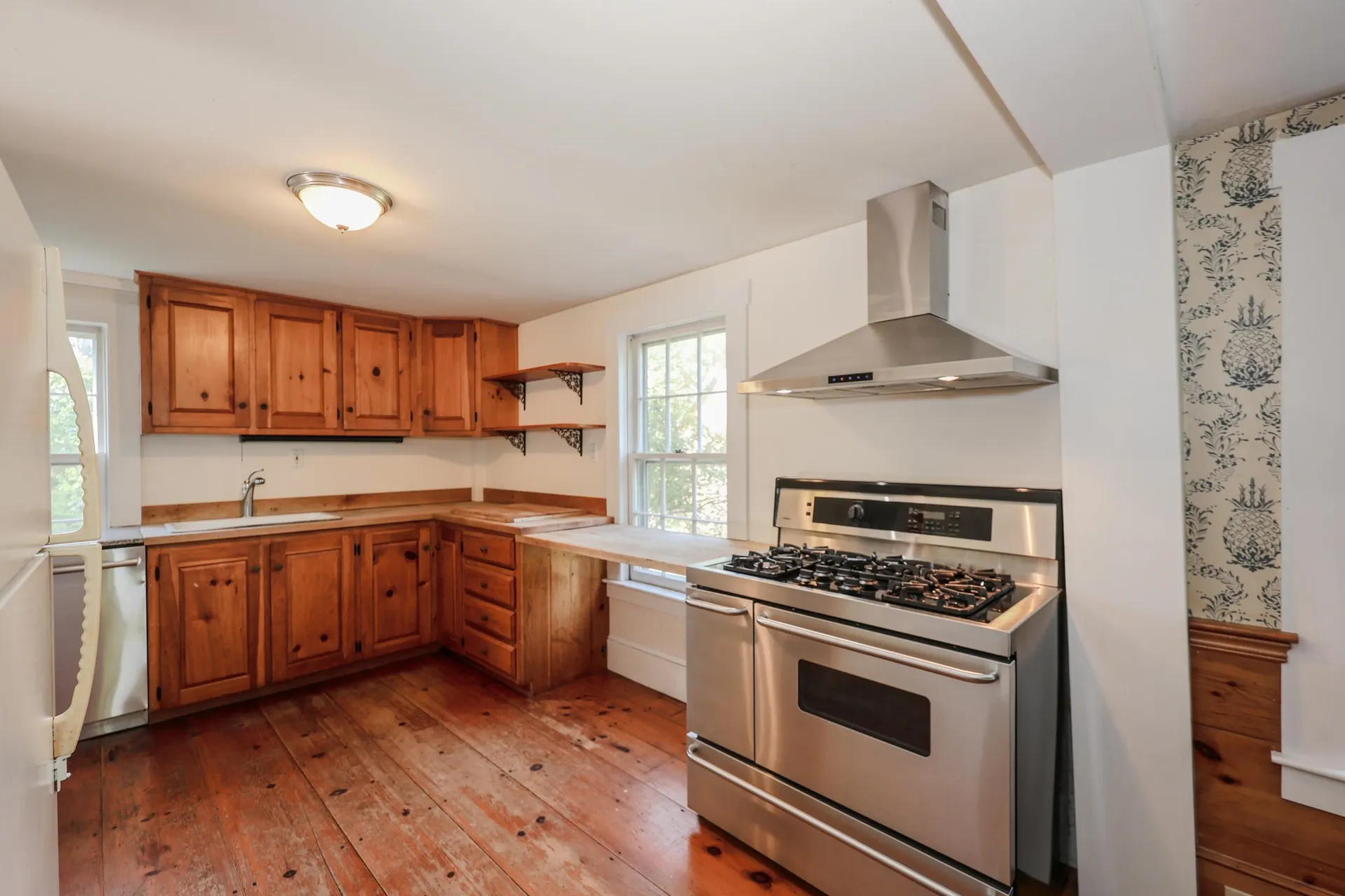 107 Greenfield Road New Boston NH 03070