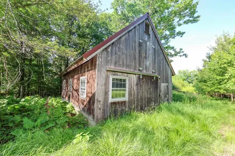 107 Greenfield Road New Boston NH 03070