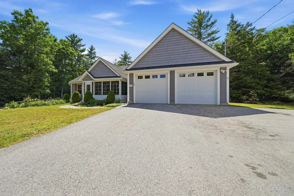 20 Hutchinson Hill Road Brookline NH 03033
