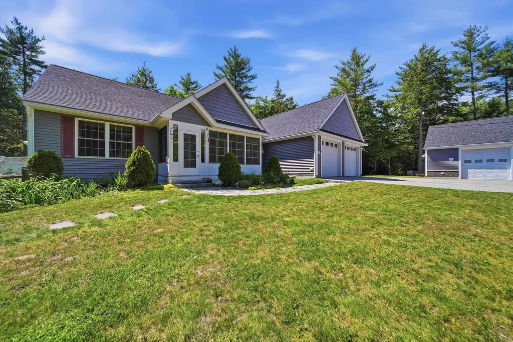 20 Hutchinson Hill Road Brookline NH 03033