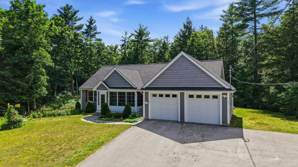 20 Hutchinson Hill Road Brookline NH 03033