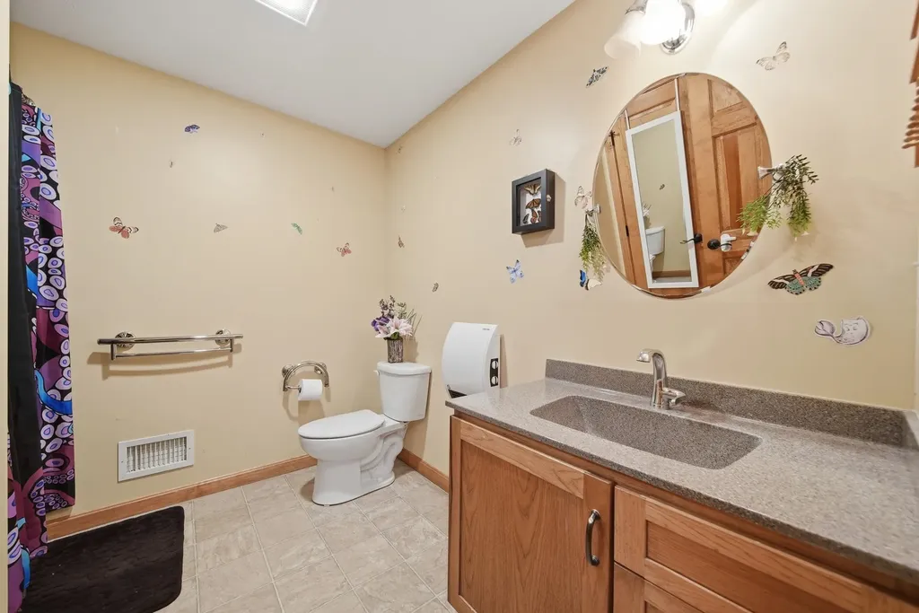 20 Hutchinson Hill Road Brookline NH 03033