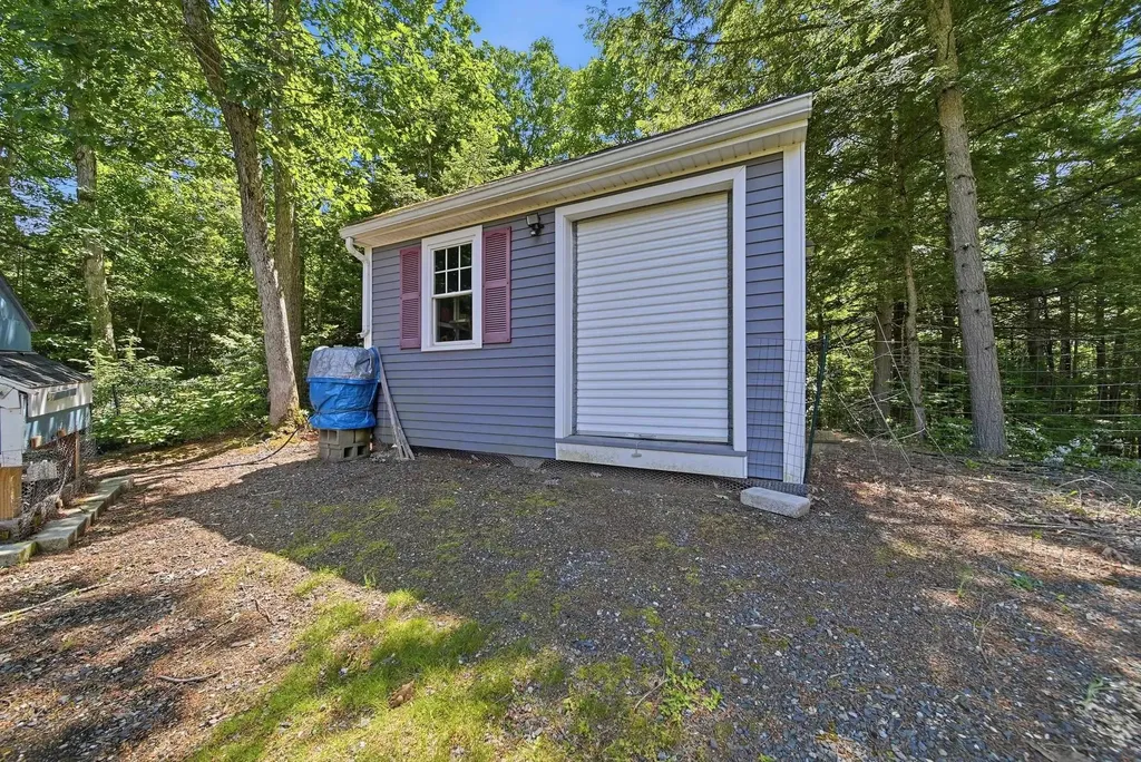 20 Hutchinson Hill Road Brookline NH 03033