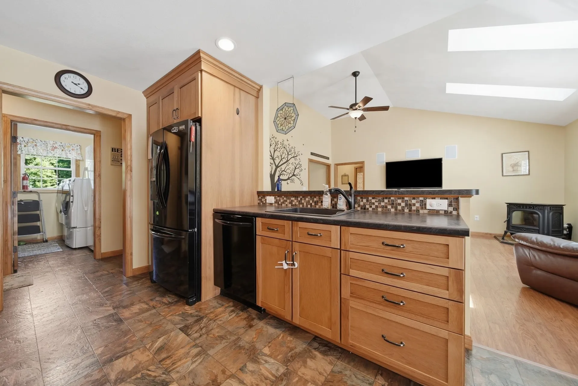20 Hutchinson Hill Road Brookline NH 03033