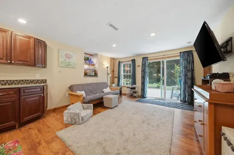 20 Hutchinson Hill Road Brookline NH 03033