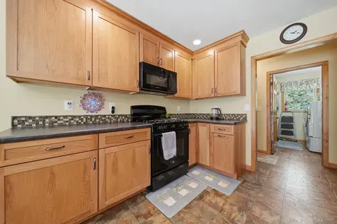 20 Hutchinson Hill Road Brookline NH 03033