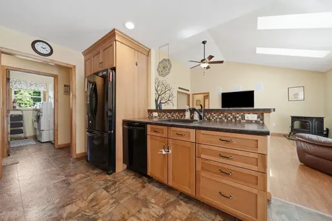 20 Hutchinson Hill Road Brookline NH 03033
