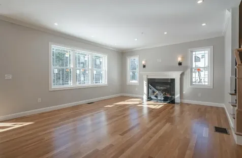 17 Carmel Road Pelham NH 03076