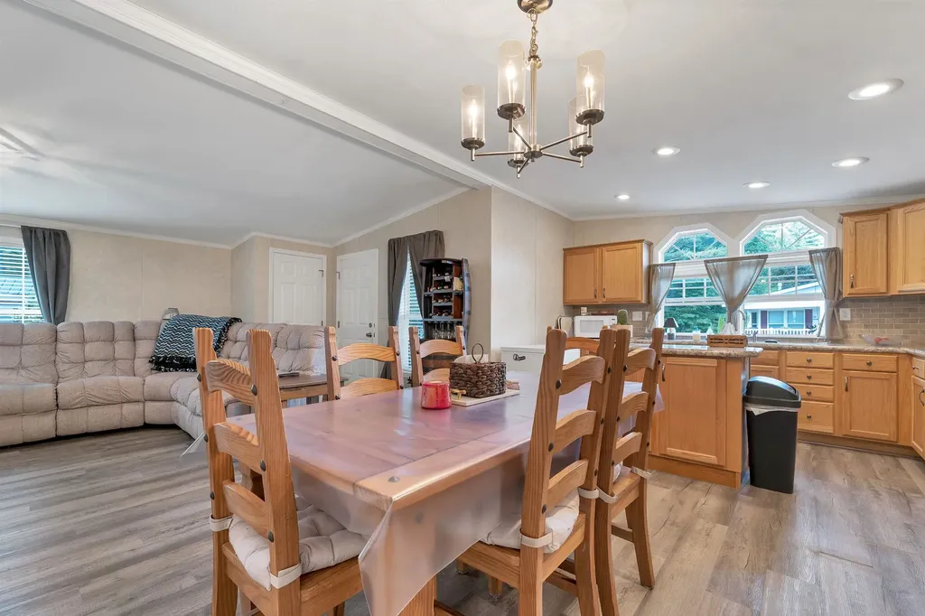 41 Circle Drive Belmont NH 03220
