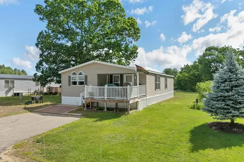 41 Circle Drive Belmont NH 03220