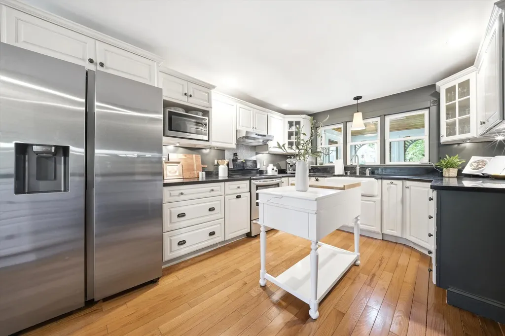 13 Nesmith Street Derry NH 03038