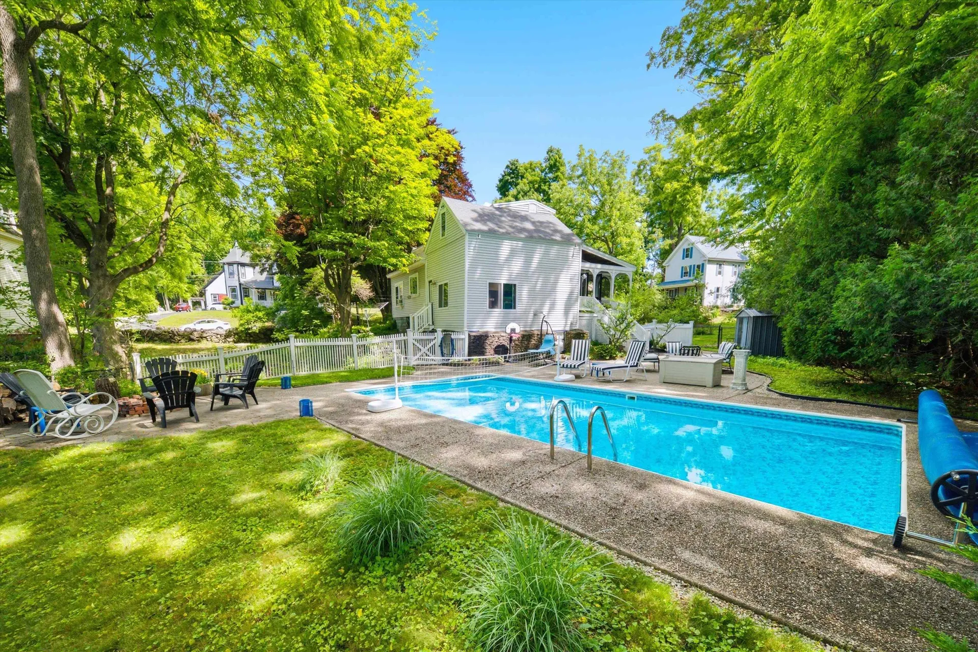 13 Nesmith Street Derry NH 03038
