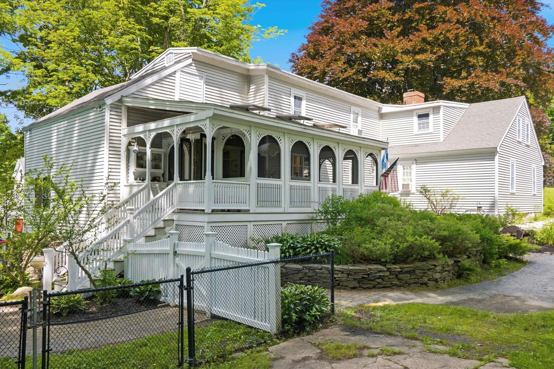 13 Nesmith Street Derry NH 03038