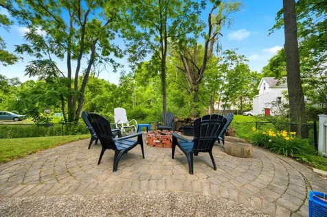 13 Nesmith Street Derry NH 03038