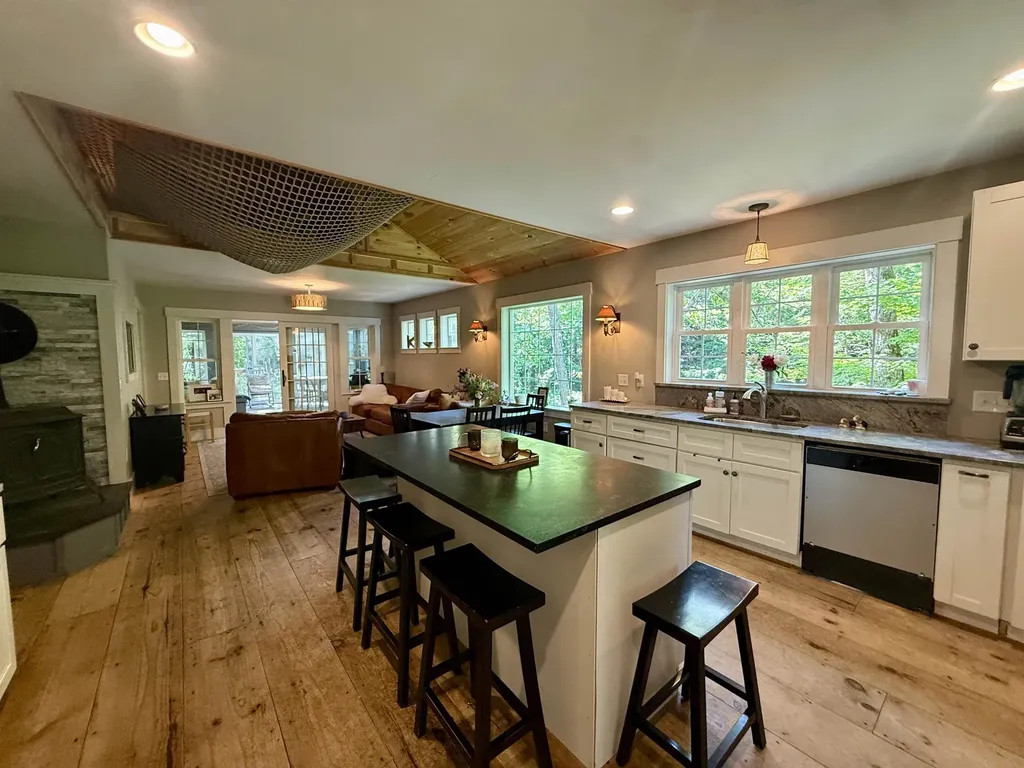 15 Gale Road Andover NH 03216