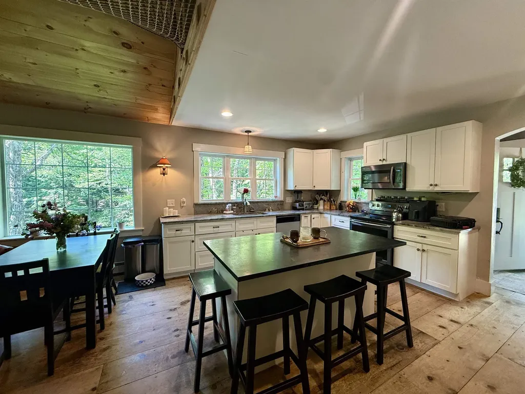 15 Gale Road Andover NH 03216