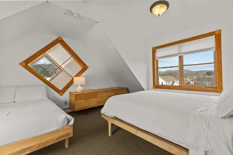 112 Main Street Stowe VT 05672