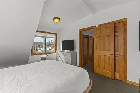 112 Main Street Stowe VT 05672