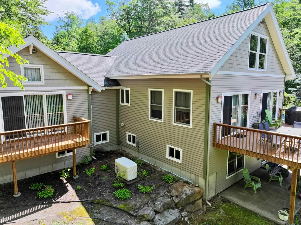 112 Pondview Road Weare NH 03281