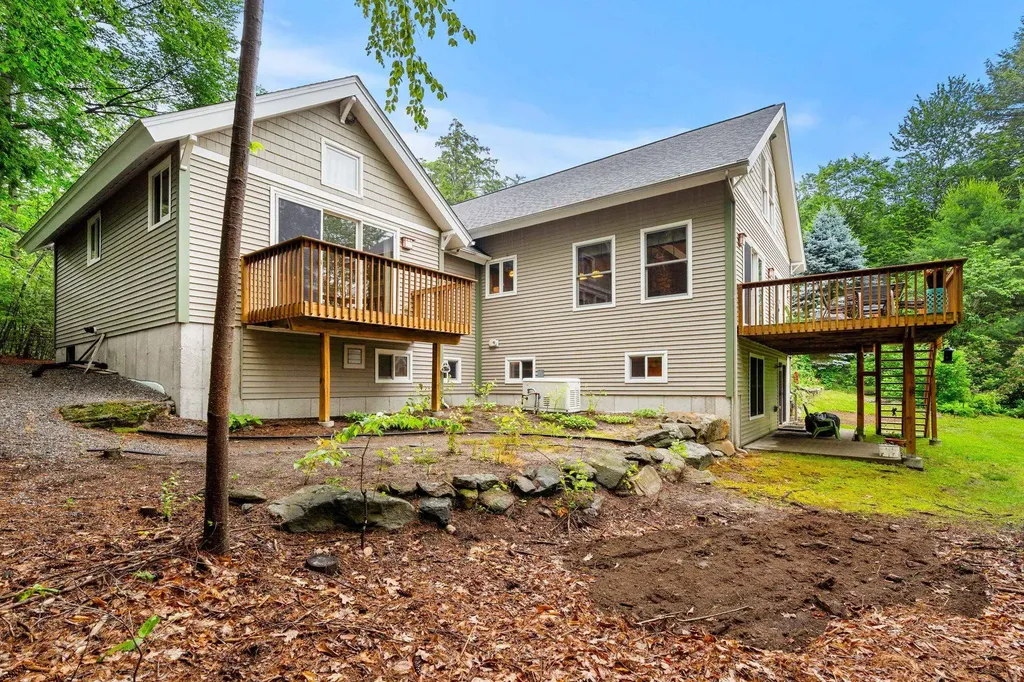 112 Pondview Road Weare NH 03281