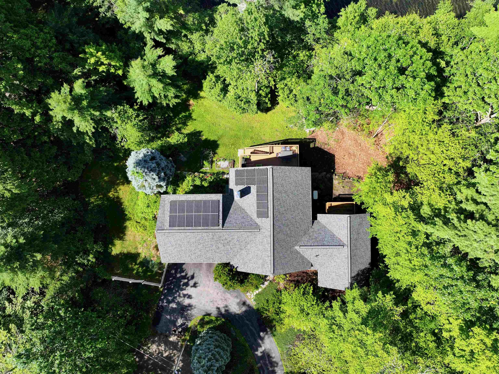 112 Pondview Road Weare NH 03281