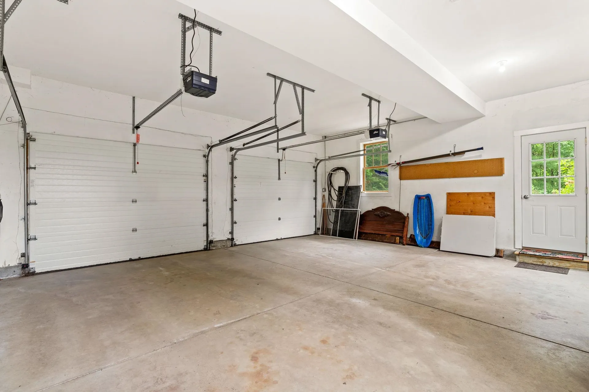 112 Pondview Road Weare NH 03281