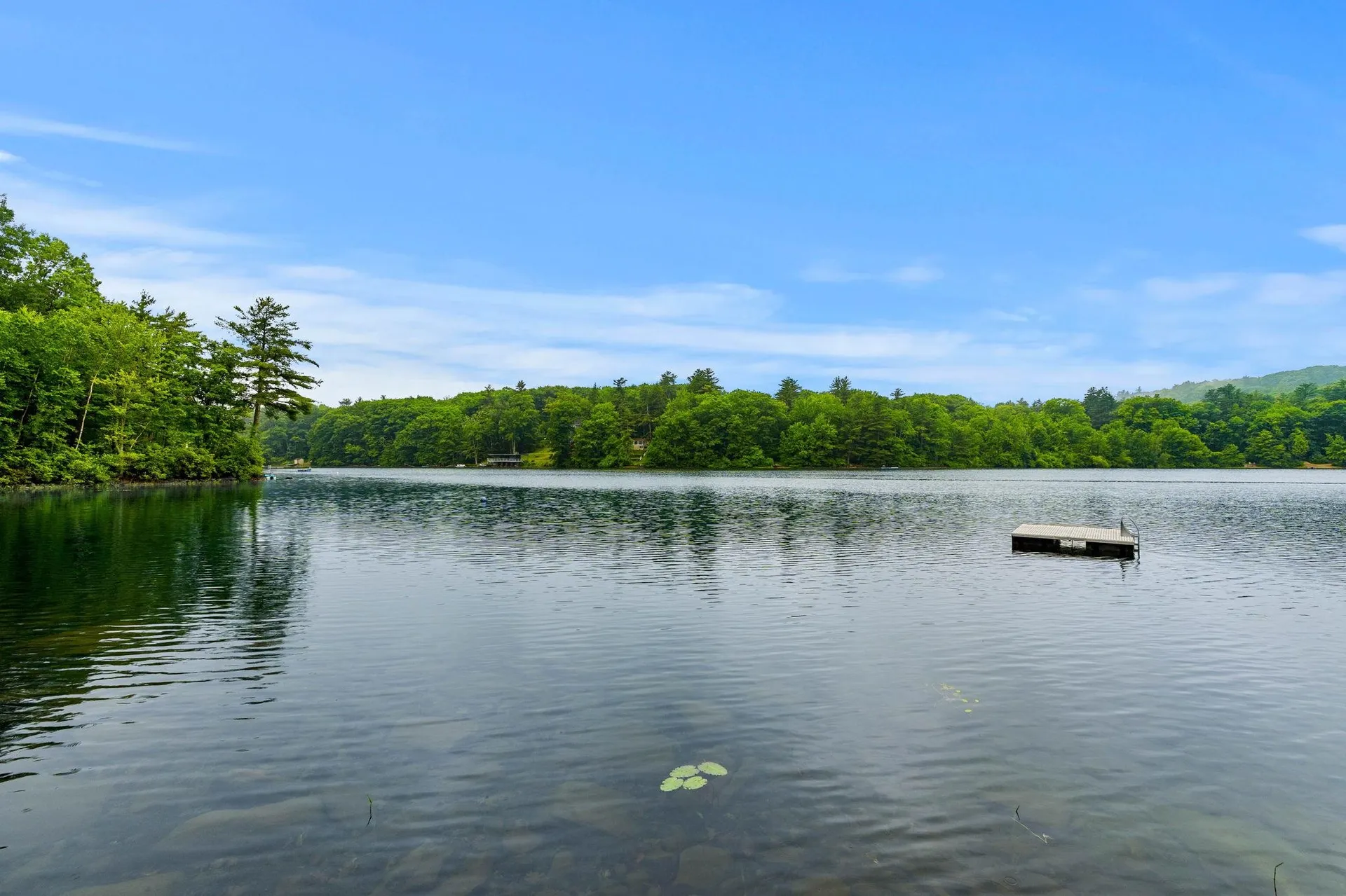 112 Pondview Road Weare NH 03281