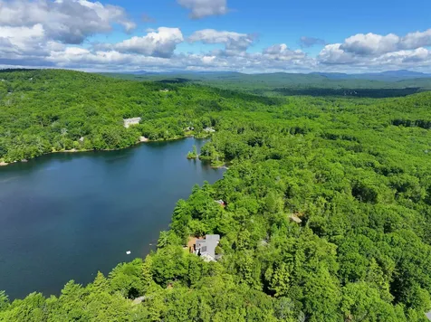 112 Pondview Road Weare NH 03281