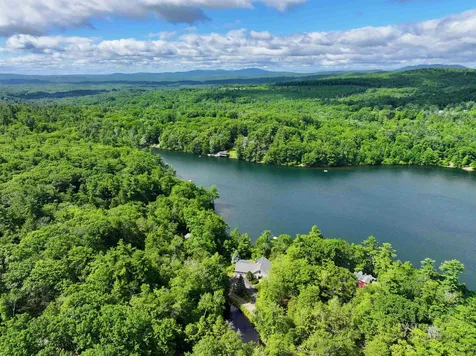 112 Pondview Road Weare NH 03281