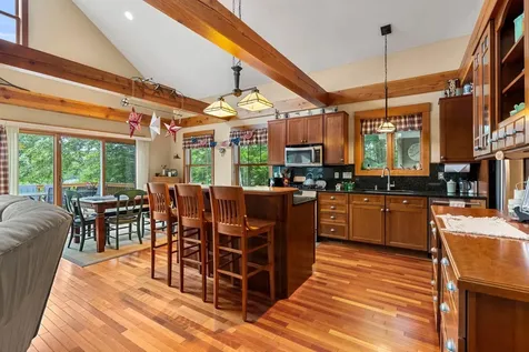 112 Pondview Road Weare NH 03281