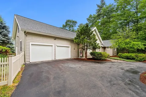 112 Pondview Road Weare NH 03281
