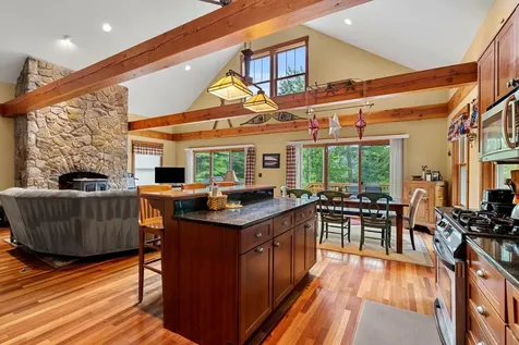 112 Pondview Road Weare NH 03281